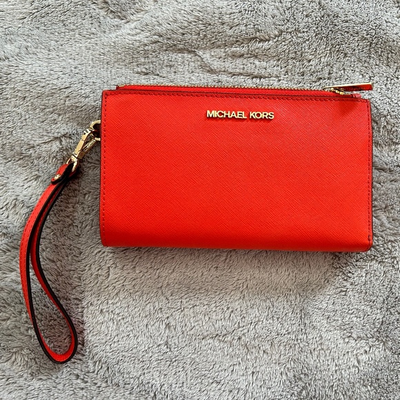 MICHAEL KORS Orange Wallet Wristlet - Picture 1 of 2